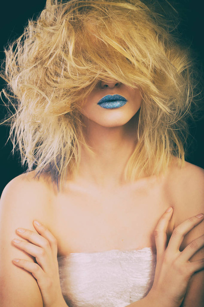 blonde with blue lips - Foto, Imagem