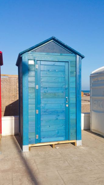 μπλε παραλία σπίτι για να αλλάξετε, ντουλάπα - Φωτογραφία, εικόνα