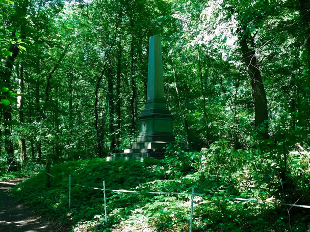 Obelisk Preussin kuninkaallisen varaministerin muistoksi
 - Valokuva, kuva