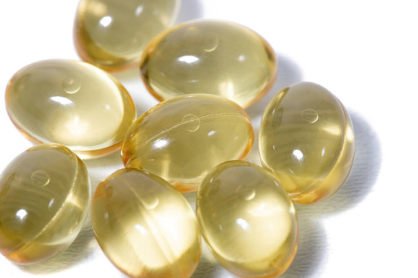 translucide gele pillen - Foto, afbeelding