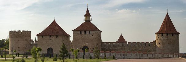 Fortaleza de Bender. Un monumento arquitectónico de Europa del Este. La ciudadela otomana. Moldavia
. - Foto, imagen