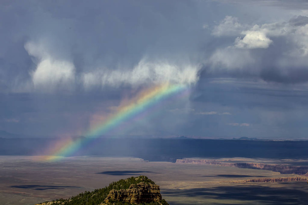 Marble Canyon regenboog - Foto, afbeelding