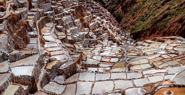 Salzbergwerke in Maras, heiliges Tal, Peru. - Foto, Bild