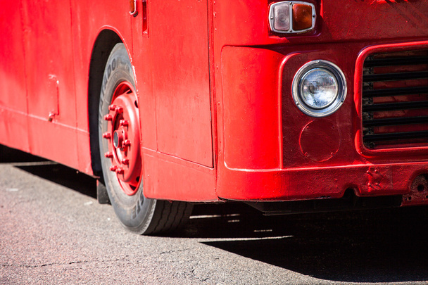 Red bus close-up
 - Foto, Imagem