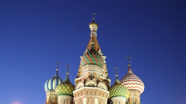 Καθεδρικός ναός του Βασιλικού ευλογημένο στη Μόσχα τη νύχτα - Πλάνα, βίντεο