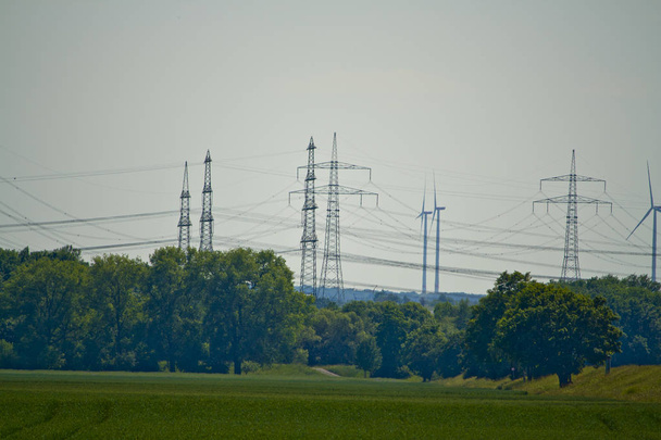 Egy áramvezeték része Bajorországban, Németországban - Fotó, kép