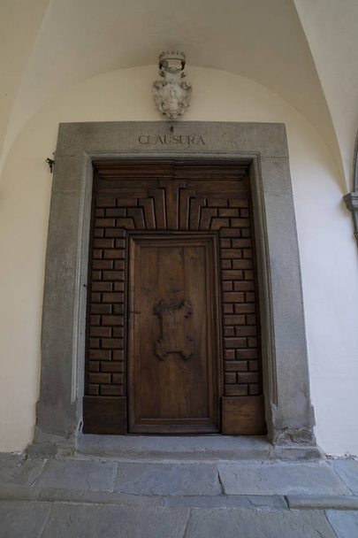 L'ingresso della sezione di isolamento nel Monastero di Camaldoli
. - Foto, immagini