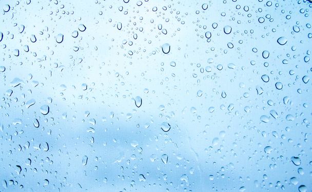 gouttes d'eau sur verre, gouttes de pluie - Photo, image