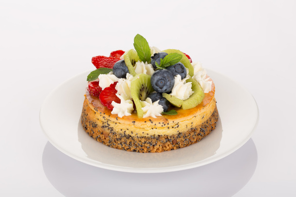 Cheesecake, fragole, mirtilli e kiwi
 - Foto, immagini