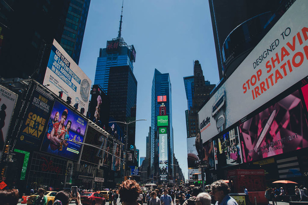 Scenic view of colorful Times Square in New York, USA - Zdjęcie, obraz