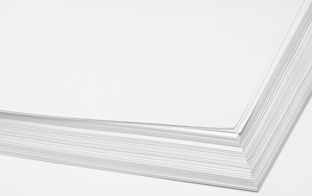 стопка білого паперу для друку або тексту
 - Фото, зображення