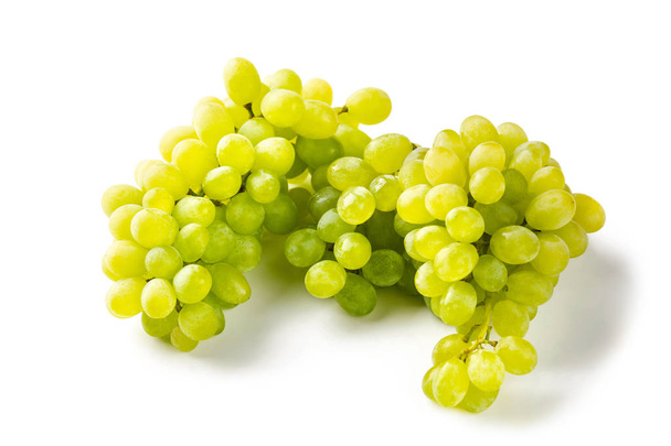 Fresh green grapes isolated on white background - Fotografie, Obrázek