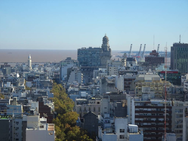 Veduta e paesaggio della città di Montevideo Uruguay, dal comune di Montevideo
. - Foto, immagini