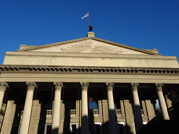 Sols Theater jest głównym teatrem Urugwaju, znajduje się w mieście Montevideo. Otwarty w 1856, jest to jeden z najważniejszych etapów w kraju, z pojemnością dla 1 500 widzów. - Zdjęcie, obraz