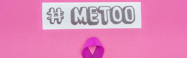 panoramic shot of purple awareness ribbon near paper with hashtag me too isolated on pink - Fotografie, Obrázek