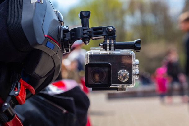 Action-Kamera auf Motorradhelm - Foto, Bild