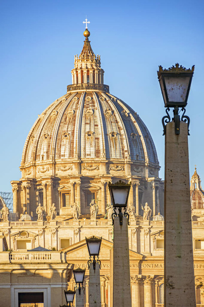 Saint Peter Basilica in Vatican Rome - Fotoğraf, Görsel