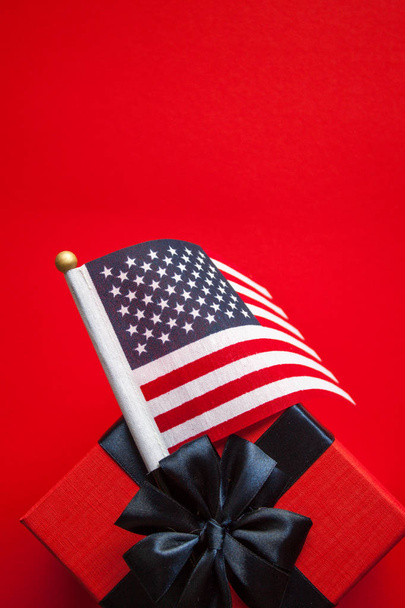 American flag and gift box. - Photo, Image