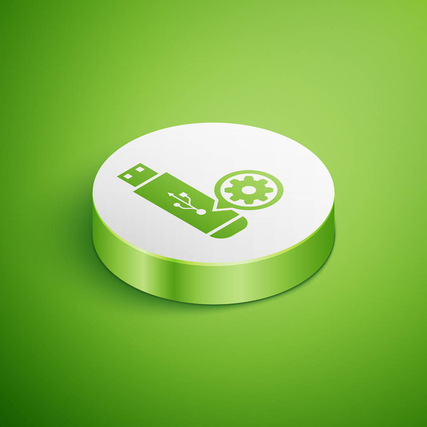 緑色の背景に隔離されたアイソメUSBフラッシュドライブとギアアイコン。アプリ、サービスコンセプト、設定オプション、メンテナンス、修理、固定の調整。白い円のボタン。ベクトルイラストレーション - ベクター画像