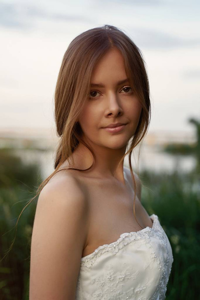 Portrait of gorgeous young woman posing - Foto, Imagem