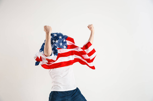 Young man with the flag of United States of America - Foto, Bild