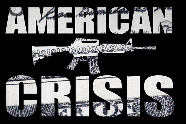 Inscrição de crise americana com dinheiro e metralhadora em fundo preto
 - Foto, Imagem