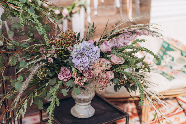 Wedding asymmetrical stylish bouquet with purple roses - Фото, изображение