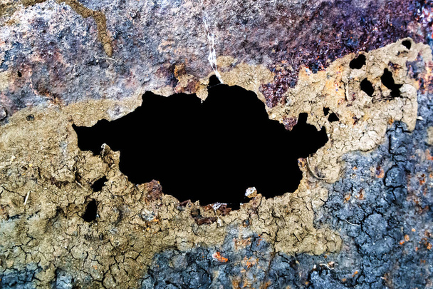 Hole in the Rusty Metal - Zdjęcie, obraz