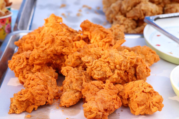 smažené kuře na pouliční stánky s jídlem - Fotografie, Obrázek