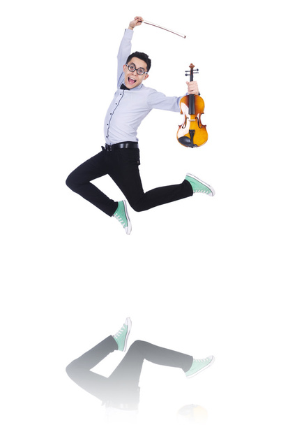 Uomo divertente con violino su bianco - Foto, immagini