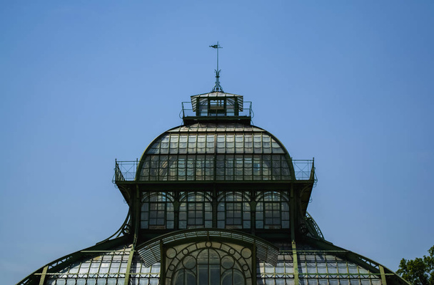 15.06.2019. Austria, Vienna. A sight and the tourist place the Schoenbrunn park and territory with gardens, greenhouse and tropical plants. - Photo, Image