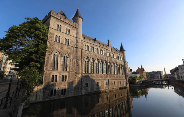 Geeraard ďábel je gotická budova v Gentu v Belgii ve 13. - Fotografie, Obrázek
