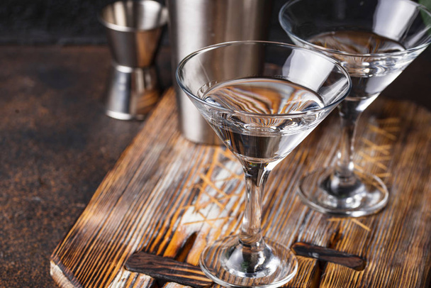 Two glasses of martini cocktail - 写真・画像