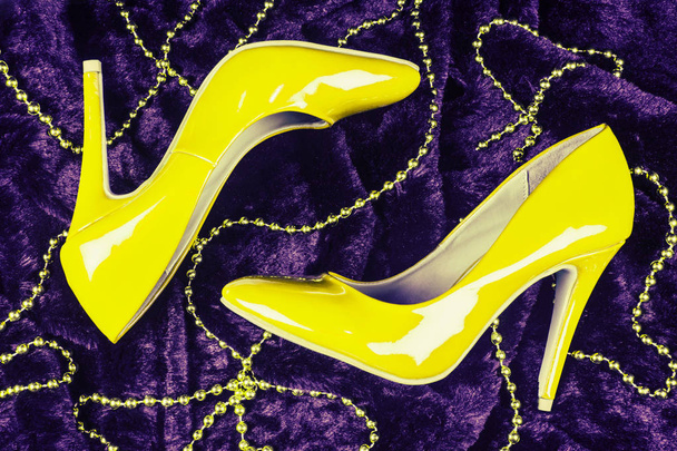 yellow high heels shoes - Foto, Imagem