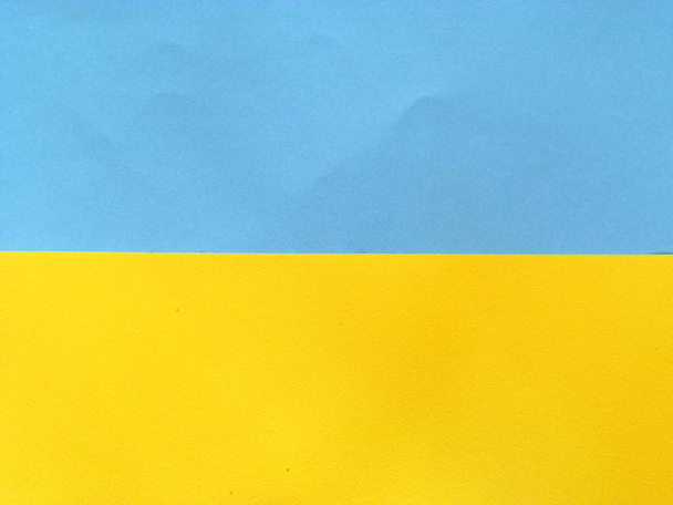 Hintergrund Flagge der Ukraine aus Papier - Foto, Bild