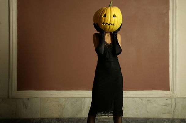 Elegant halloween phantom. - Фото, изображение