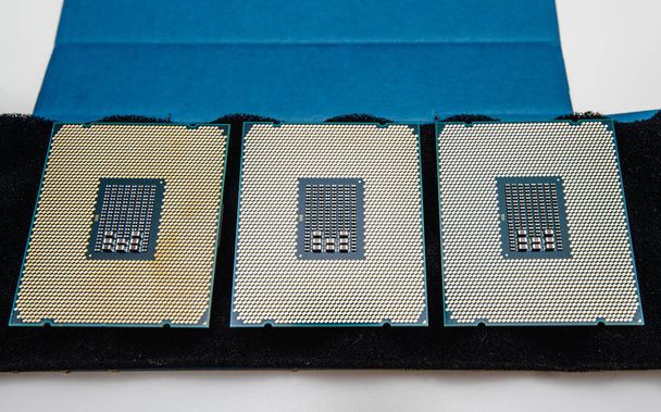 Три новых мощных процессора Intel Xeon
 - Фото, изображение