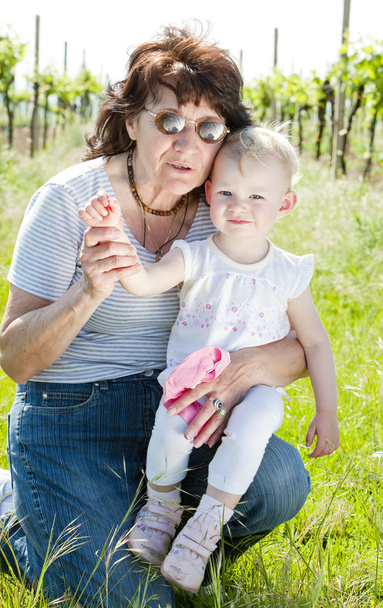 Büyükanne ve torunu - Fotoğraf, Görsel