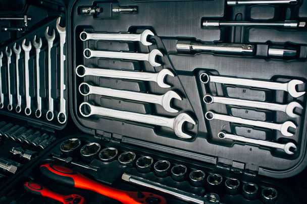 mechanic essential instruments wrench tools - Foto, Bild
