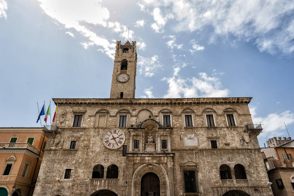famous city of Ascoli Piceno in the Marches, Italy - Foto, imagen