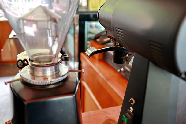コーヒー醸造、ステップバイステップ  - 写真・画像