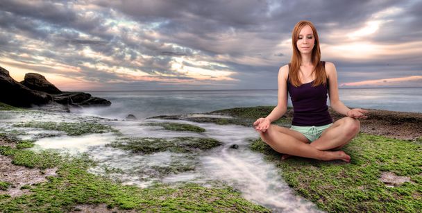 dívka meditace - Fotografie, Obrázek