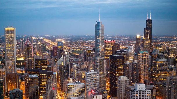 Chicago yukarıdan - akşam inanılmaz hava görünümü - seyahat fotoğrafçılığı - Fotoğraf, Görsel