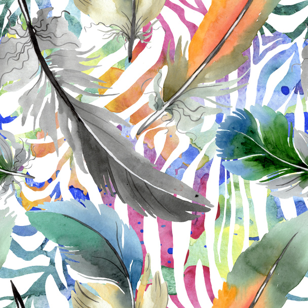 Colorful bird feather from wing isolated. Watercolor background illustration set. Seamless background pattern. - Φωτογραφία, εικόνα