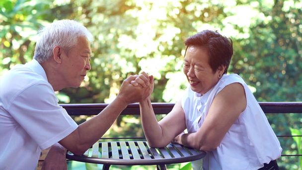 Asian elderly old couple compromising in marriage life secret of - Zdjęcie, obraz