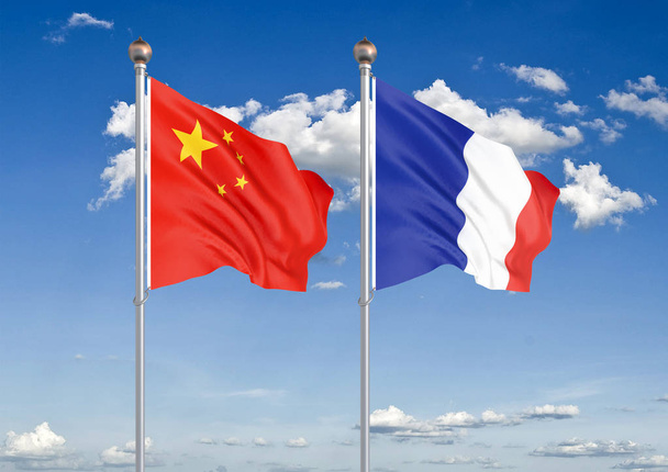Κίνα vs Γαλλία. Πυκνές έγχρωμες μεταξένια σημαίες της Ευρωπαϊκής Ένωσης και του Βελγίου. εικονογράφηση 3D στο φόντο του ουρανού εικόνα - Φωτογραφία, εικόνα