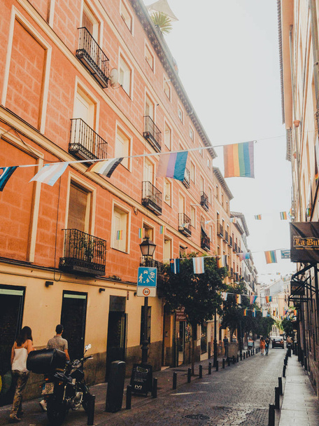 CHUECA,MADRID, SPAIN - JUNE 28, 2019: The streets of the city of Madrid are preparing to receive the gay pride 2019MADRID, SPAIN - JUNE 28, 2019: The streets of the city of Madrid are preparing to rec - Zdjęcie, obraz