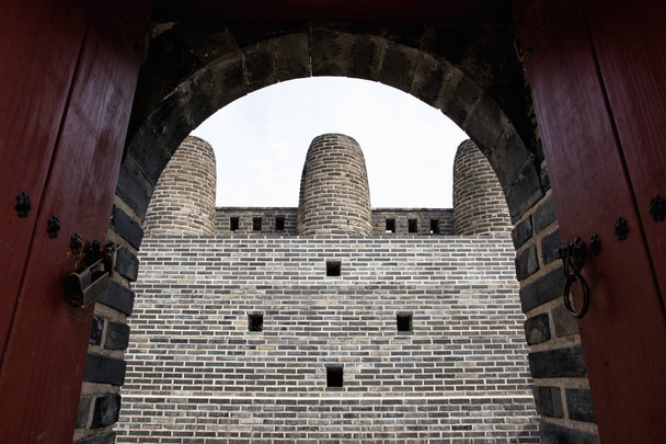 Το φρούριο Σουβόν Χουσεόνγκ είναι ένας τοίχος φρουρίου κατά τη διάρκεια της δυναστείας Τζοσεόν και είναι ένα μνημείο παγκόσμιας πολιτιστικής κληρονομιάς που ανήκει στην Κορέα. - Φωτογραφία, εικόνα