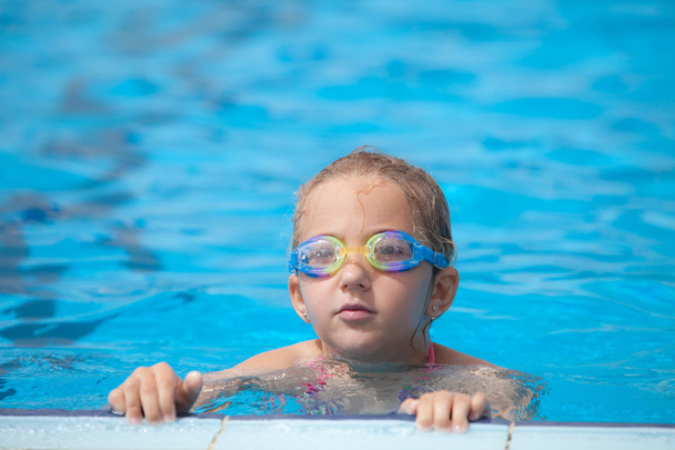 Girl swims in the pool - Photo, Image