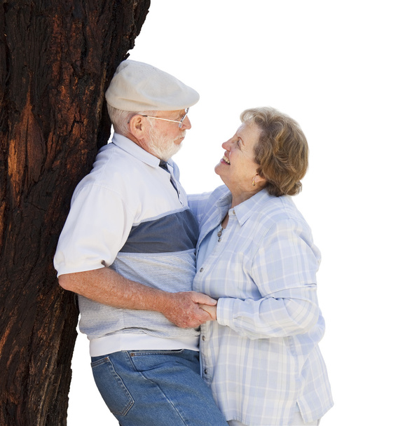 šťastný starší pár opřený strom na bílém pozadí - Fotografie, Obrázek